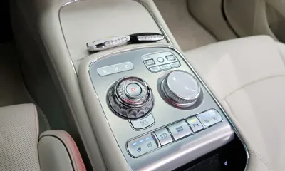 Genesis G90 2022, 114115 км, за 36108.93 USD - фото 9