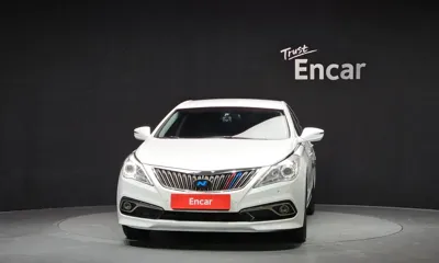 Hyundai Grandeur 2015, 153349 км, за 4569.53 USD