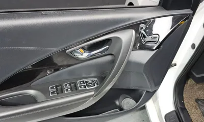 Hyundai Grandeur 2015, 153349 км, за 4569.53 USD - фото 17