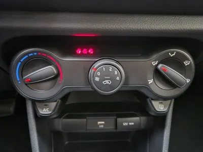 Kia Morning 2023, 29928 км, за 5374.6 USD - фото 16