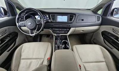 Kia Canival 2019, 138457 км, за 57819.46 USD - фото 7