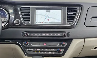 Kia Canival 2019, 138457 км, за 57819.46 USD - фото 14
