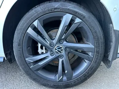 Volkswagen Golf 2022, 29000 км, за 17622.91 USD - фото 20