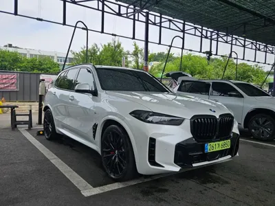 BMW X5 2026, 4420 км, за 89709.39 USD - фото 2