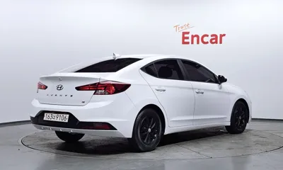 Hyundai Avante 2020, 102373 км, за 7201.85 USD