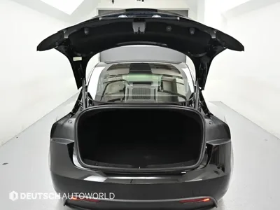 Tesla Model 3 2024, 28574 км, за 28358.03 USD - фото 19