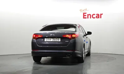 Kia K5 2013, 128657 км, за 3106.82 USD