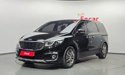 Kia Canival · 2017 год