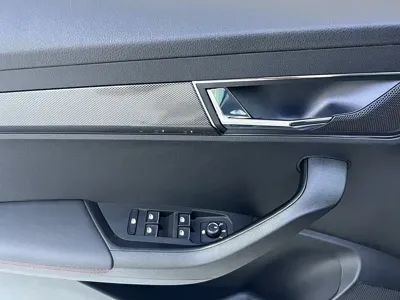 Skoda Karoq 2023, 700 км, за 24095.43 USD