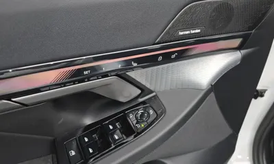 BMW 5-Series 2025, 7291 км, за 661019.77 USD - фото 31