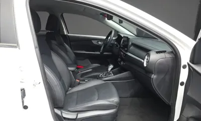 Kia K3 2022, 149412 км, за 8205.33 USD - фото 11