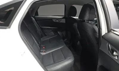 Kia K3 2022, 149412 км, за 8205.33 USD - фото 12