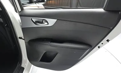 Kia K3 2022, 149412 км, за 8205.33 USD - фото 25