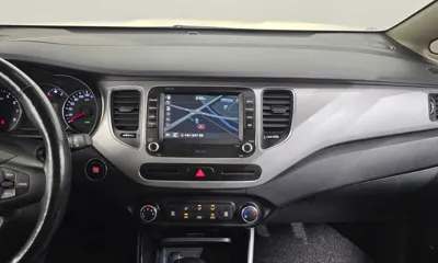 Kia Carens 2018, 78102 км, за 9518.18 USD - фото 14