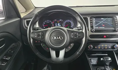 Kia Carens 2018, 78102 км, за 9518.18 USD - фото 15
