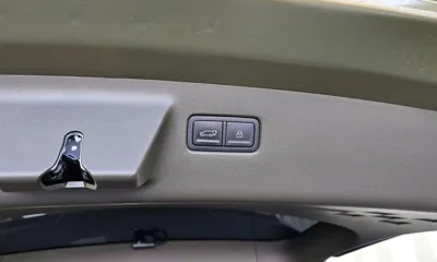 Hyundai Santafe 2024, 18570 км, за 20677.43 USD - фото 33