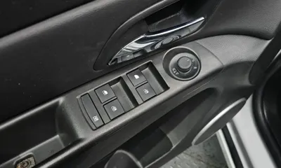 ChevroletGMDaewoo Cruze 2014, 95274 км, за 2576.81 USD - фото 17