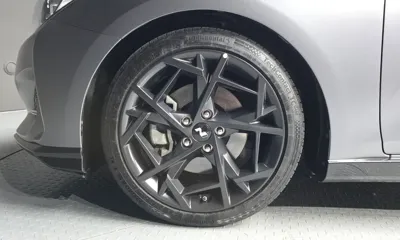 Hyundai Veloster 2018, 86152 км, за 5842.2 USD