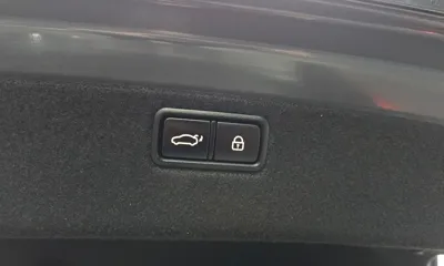 Genesis G80 2017, 164400 км, за 10115.6 USD - фото 20