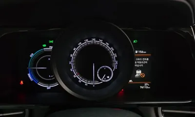 Hyundai Avante 2023, 76112 км, за 10496.26 USD - фото 8