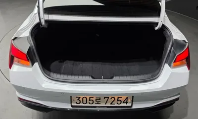 Hyundai Avante 2023, 76112 км, за 10496.26 USD - фото 20