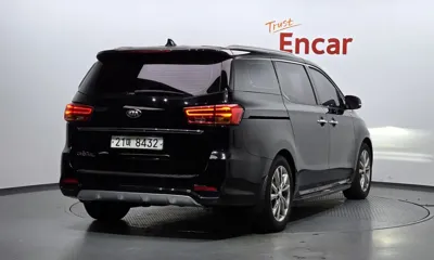 Kia Canival 2019, 157179 км, за 9524.43 USD