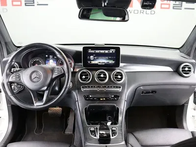 Mercedes-Benz GLC-Class 2019, 103641 км, за 16214.1 USD - фото 14