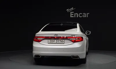 Hyundai Grandeur 2016, 162606 км, за 5342.02 USD