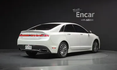 Lincoln MKZ 2019, 101171 км, за 10463.57 USD