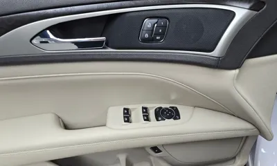 Lincoln MKZ 2019, 101171 км, за 10463.57 USD - фото 17