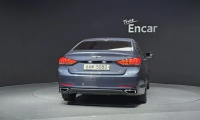Hyundai Genesis 2015, 130272 км, за 6408.99 USD