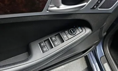 Hyundai Genesis 2015, 130272 км, за 6408.99 USD - фото 19