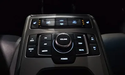 Hyundai Genesis 2015, 130272 км, за 6408.99 USD - фото 20