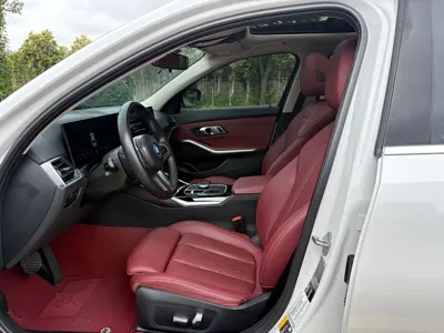 BMW i3 2023, 83000 км, за 19005.62 USD - фото 8