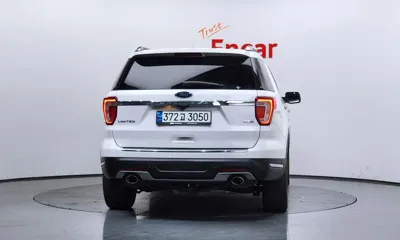 Ford Explorer 2019, 83748 км, за 13551.04 USD