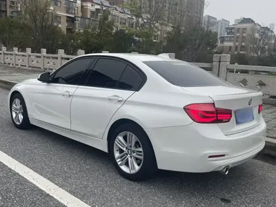 BMW 3 Series 2018, 105000 км, за 8799.12 USD