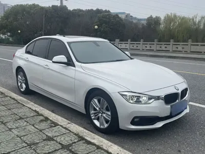 BMW 3 Series 2018, 105000 км, за 8799.12 USD
