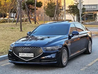 Genesis G90 · 2019 год