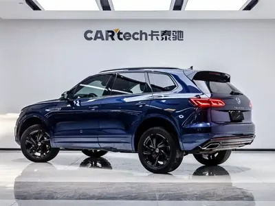 Volkswagen Touareg 2023, 32599 км, за 45448.22 USD - фото 24