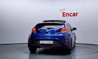 Hyundai Veloster 2016, 104235 км, за 4973.02 USD