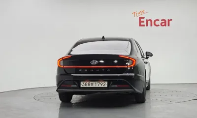 Hyundai Sonata 2020, 139813 км, за 8074.04 USD