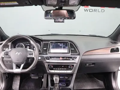 Hyundai Sonata 2018, 115563 км, за 10371.54 USD - фото 13