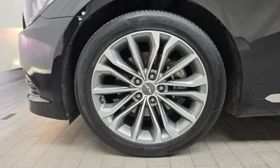 Hyundai Genesis 2015, 195089 км, за 6615.89 USD