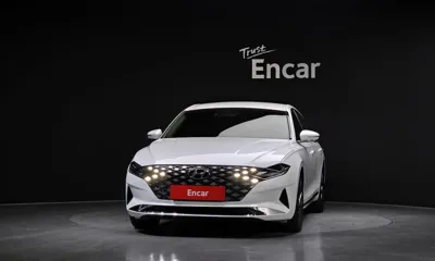 Hyundai Grandeur 2022, 124361 км, за 11815.68 USD