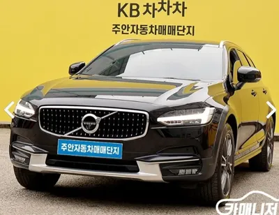 Volvo V90 2018, 105000 км, за 16345.02 USD