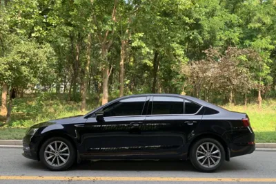 Skoda Octavia 2018, 53800 км, за 7955 USD - фото 17