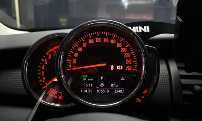 MINI Cooper 2019, 105518 км, за 7491.86 USD - фото 8