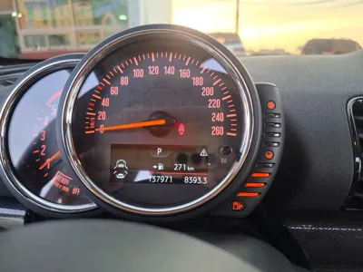 MINI Clubman 2018, 137961 км, за 5863.2 USD - фото 11