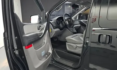 Hyundai Starex 2017, 70766 км, за 9715.11 USD - фото 10
