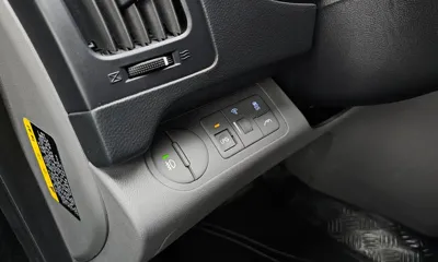 Hyundai Starex 2017, 70766 км, за 9715.11 USD - фото 20